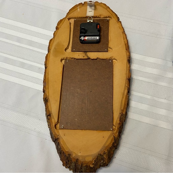 Wooden Western Decor“End of Trail” Motif Vintage Wall Clock Working Condition - Picture 5 of 6